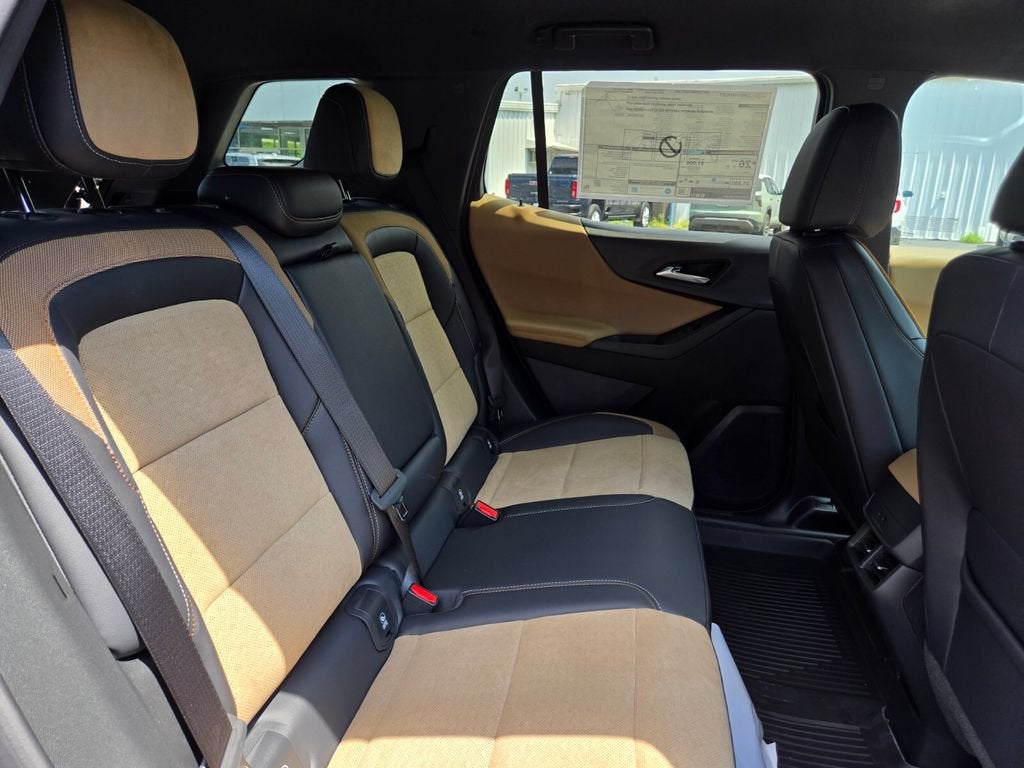 2027 Chevrolet Equinox ACTIV - Photo 15