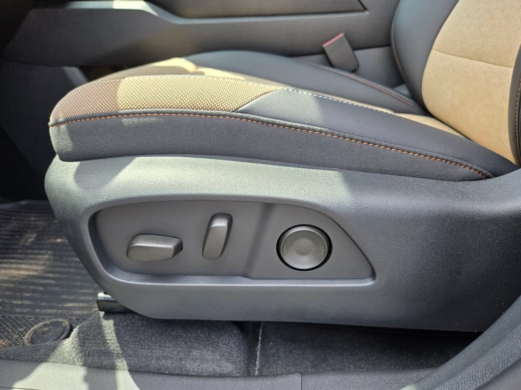 2027 Chevrolet Equinox ACTIV - Photo 8