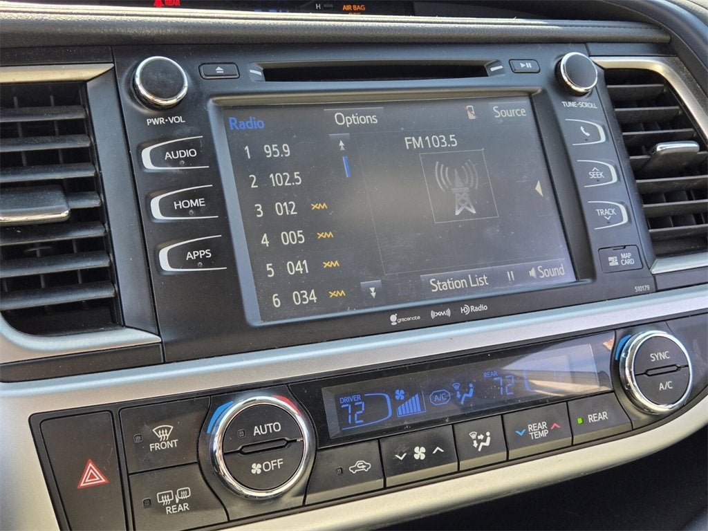 2018 Toyota Highlander SE