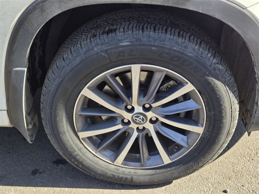 2018 Toyota Highlander SE