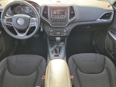 2019 Jeep Cherokee Latitude