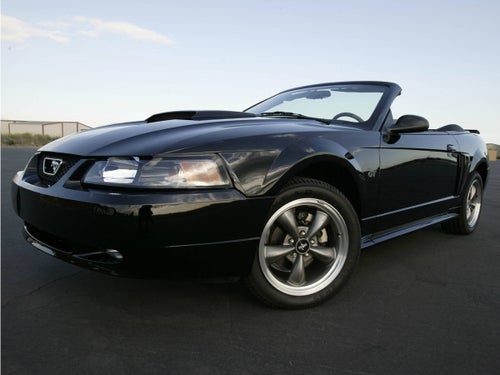 2004 Ford Mustang V6