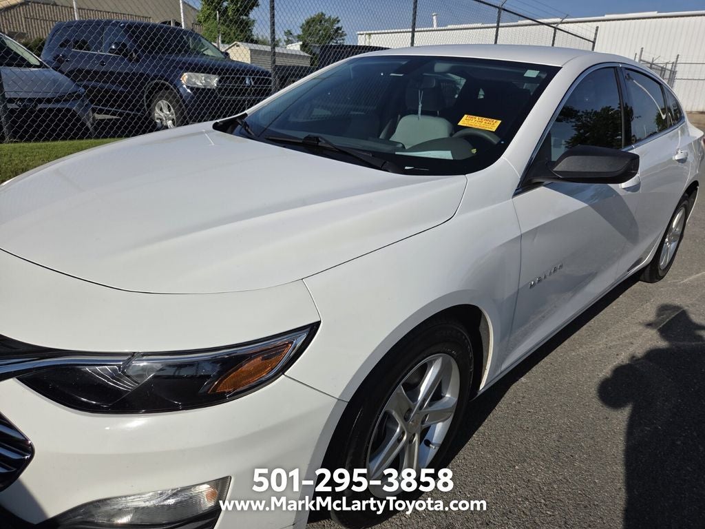 2020 Chevrolet Malibu LS 1LS