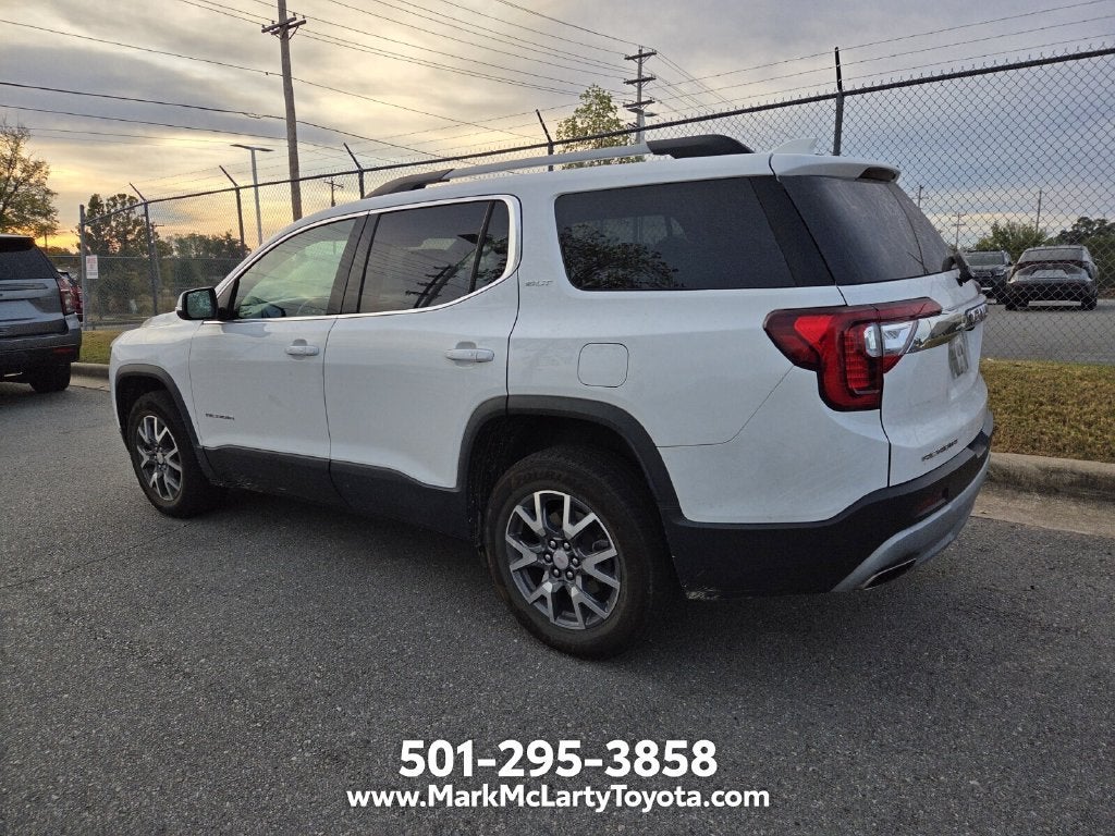 2023 GMC Acadia SLT