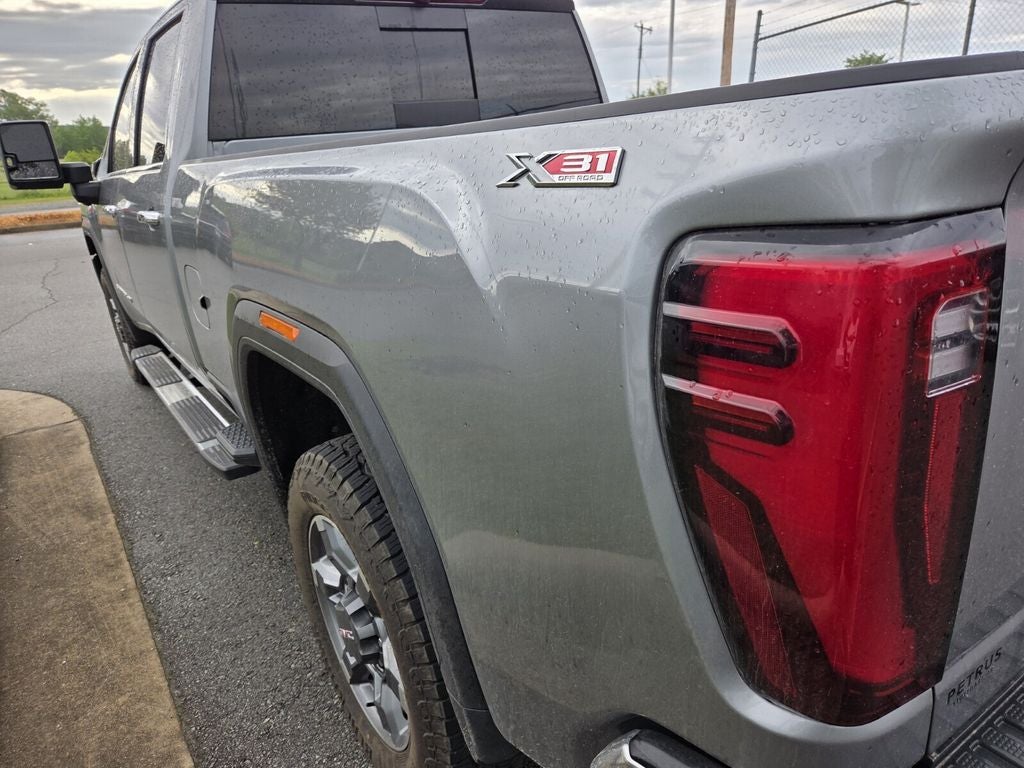 2025 GMC Sierra 2500HD SLT