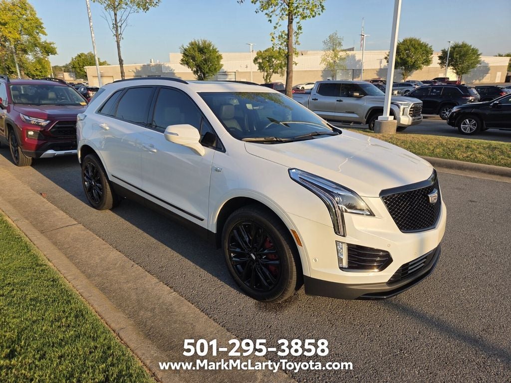 2022 Cadillac XT5 Sport