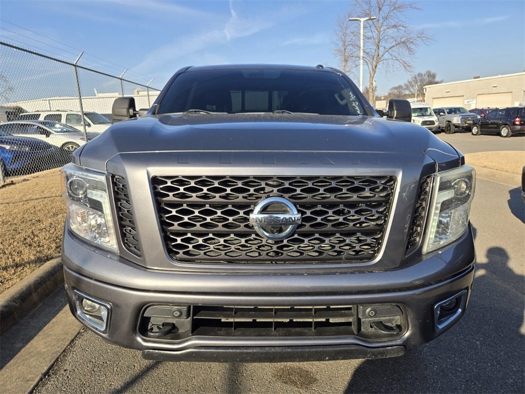 2019 Nissan Titan PRO-4X