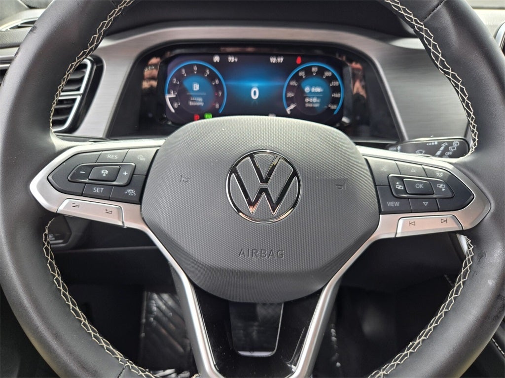 2025 Volkswagen Atlas Cross Sport 2.0T SE w/Technology