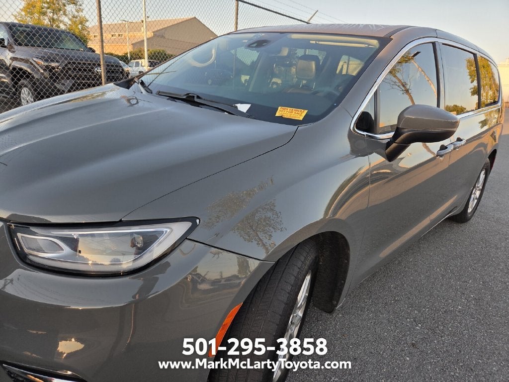2023 Chrysler Pacifica Touring L