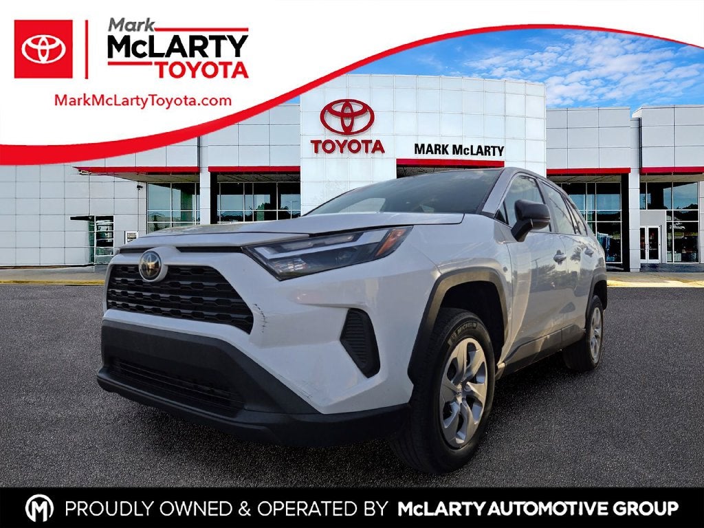 2024 Toyota RAV4 LE