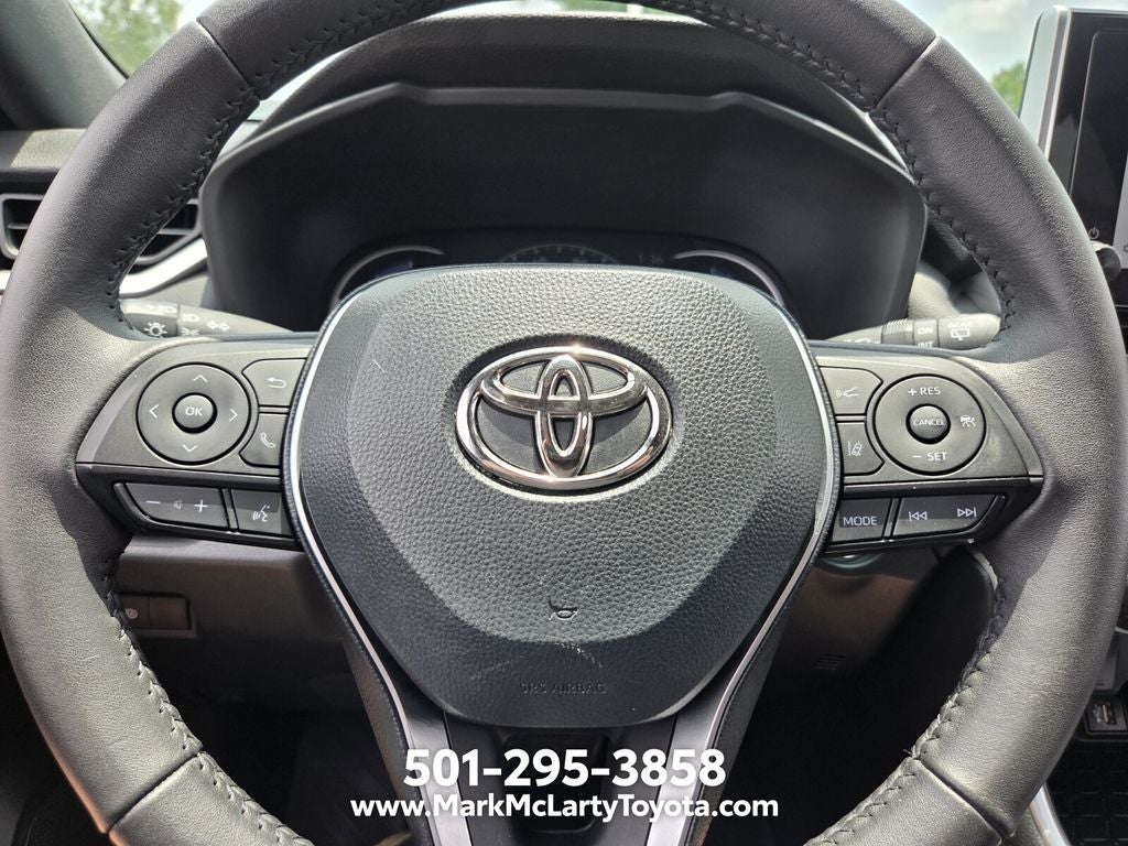2023 Toyota RAV4 Hybrid SE