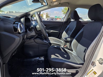 2023 Nissan Versa 1.6 SV