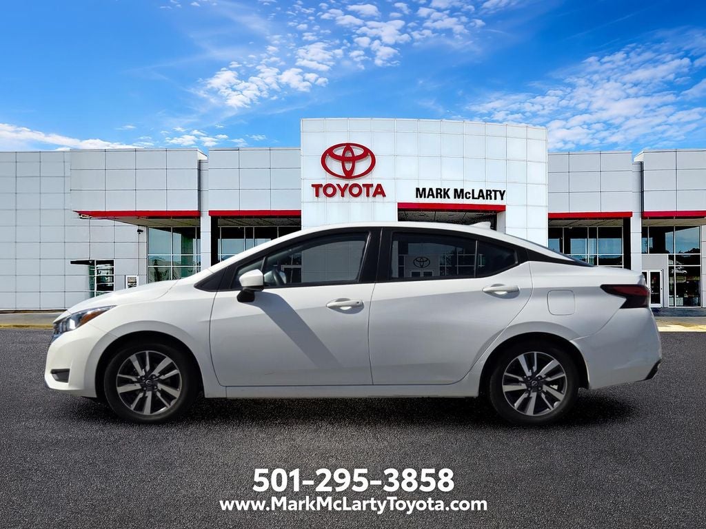 2023 Nissan Versa 1.6 SV
