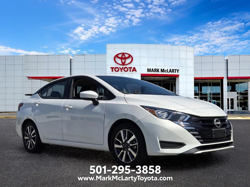 2023 Nissan Versa 1.6 SV