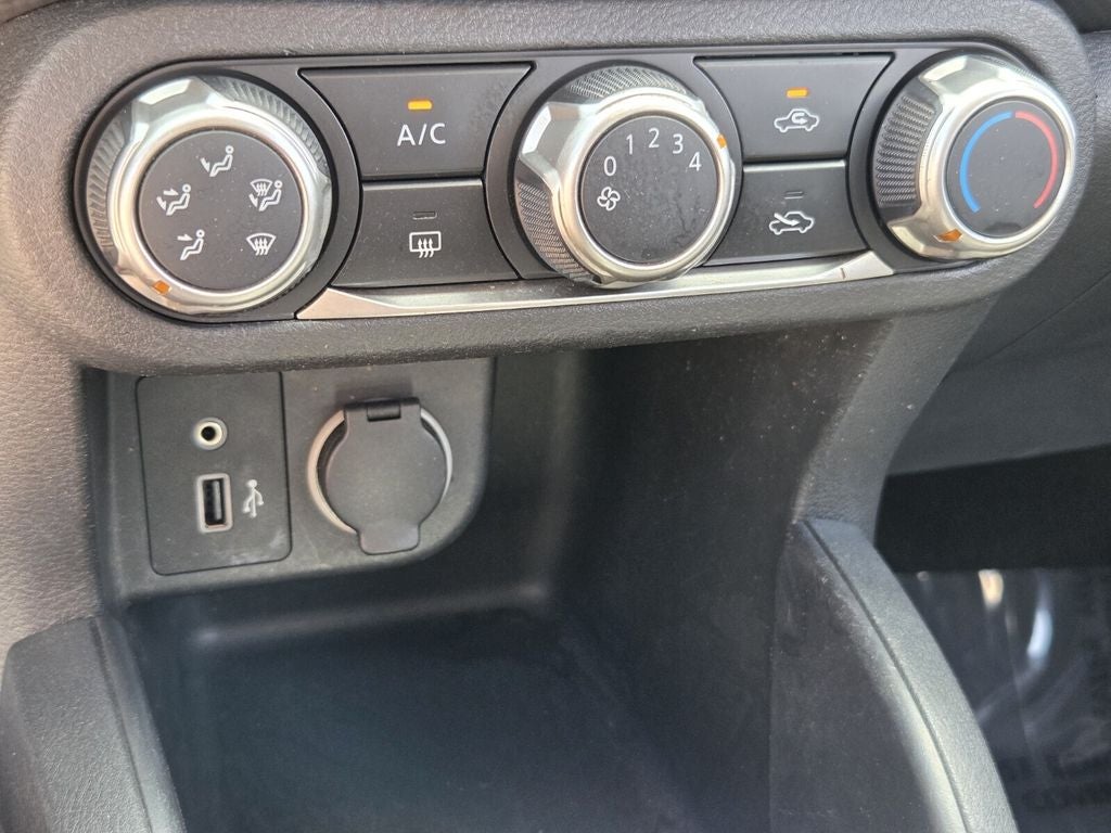 2021 Nissan Kicks S