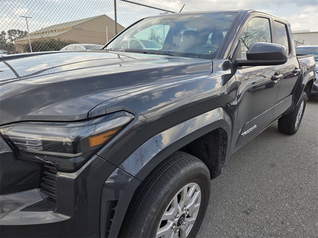 2024 Toyota TACOMA SR5 SR5