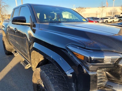 2024 Toyota TACOMA SR5 SR5