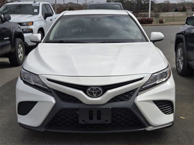 2019 Toyota CAMRY SE