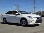 2017 Toyota CAMRY HYBRID LE