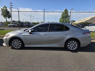 2020 Toyota CAMRY LE