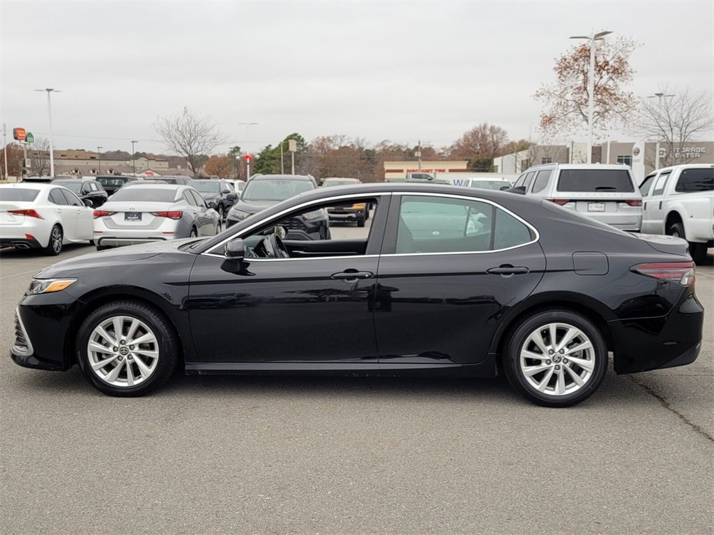 2024 Toyota CAMRY LE