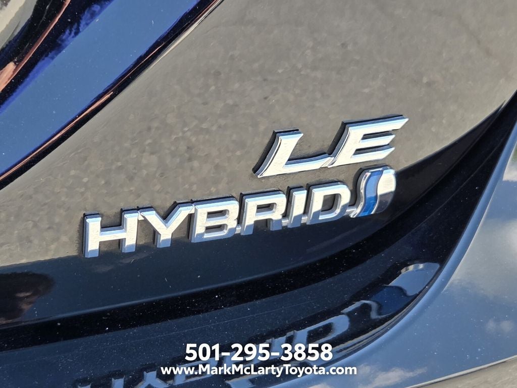 2023 Toyota Camry Hybrid LE