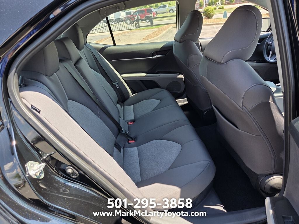 2023 Toyota Camry Hybrid LE