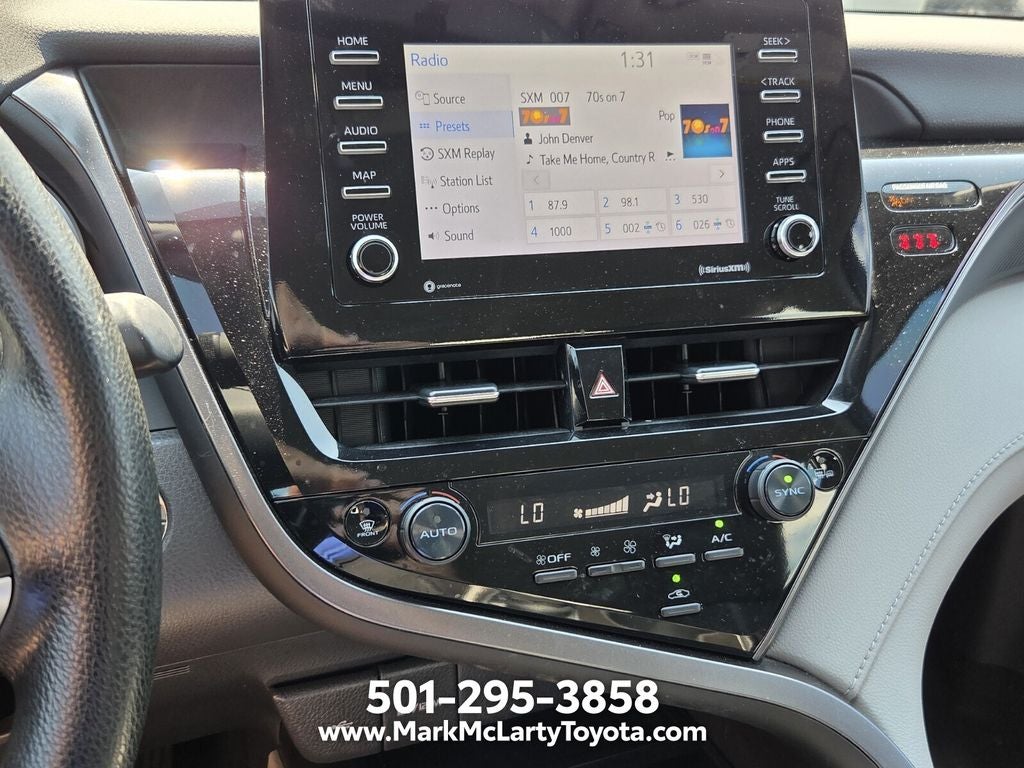 2023 Toyota Camry Hybrid LE