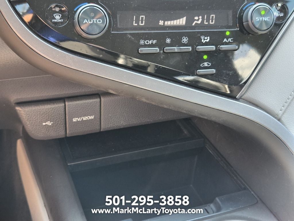 2023 Toyota Camry Hybrid LE