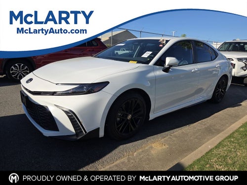 2025 Toyota Camry SE