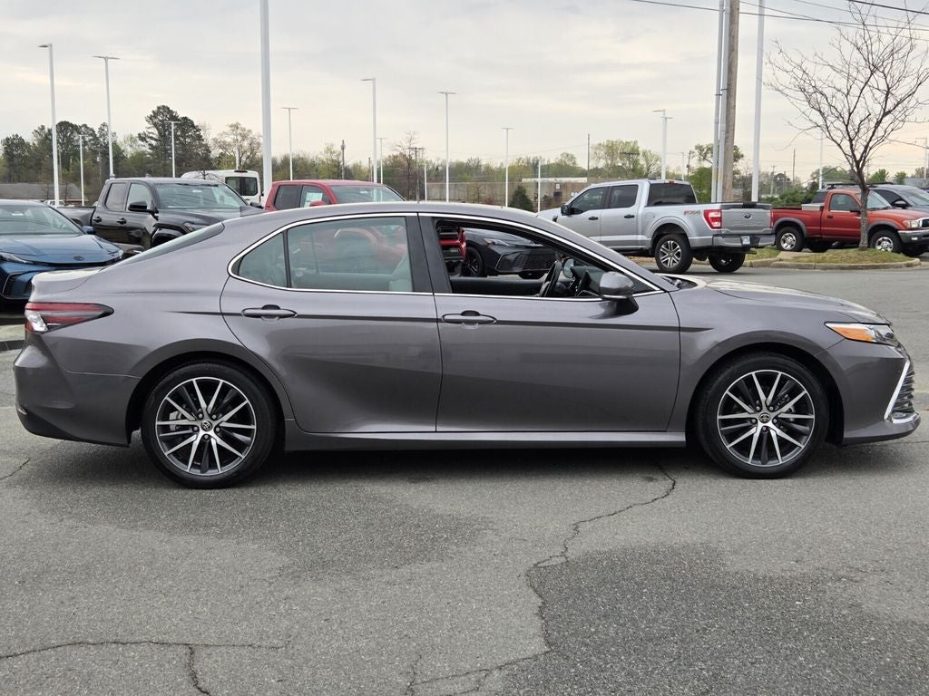 2022 Toyota CAMRY XLE