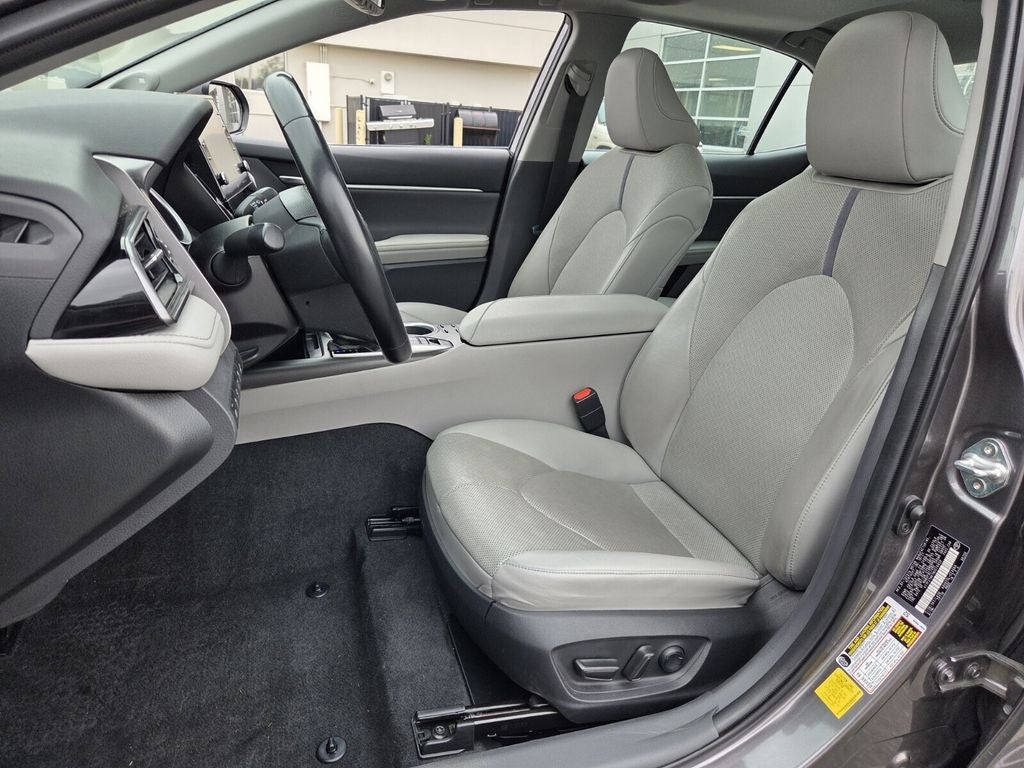 2022 Toyota CAMRY XLE