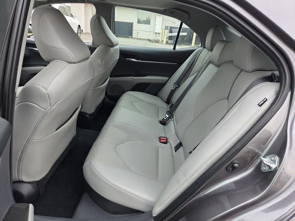 2022 Toyota CAMRY XLE