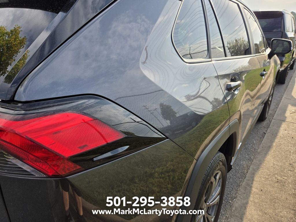 2023 Toyota RAV4 Hybrid XLE Premium