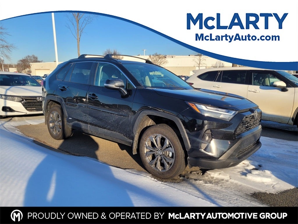 2025 Toyota RAV4 HYBRID XLE Premium