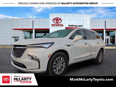 2023 Buick Enclave Essence