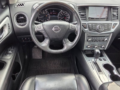 2017 Nissan Pathfinder SL