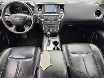 2017 Nissan Pathfinder SL