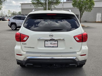 2017 Nissan Pathfinder SL