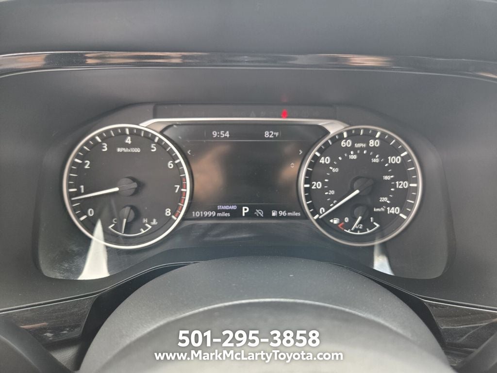 2022 Nissan Pathfinder SL