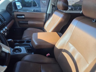 2014 Toyota SEQUOIA 4X4 Platinum