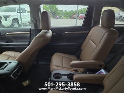 2019 Toyota Highlander Limited Platinum