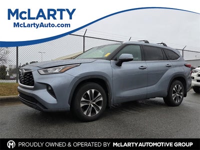 2020 Toyota HIGHLANDER XLE