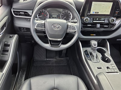 2024 Toyota HIGHLANDER XSE