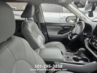 2023 Toyota HIGHLANDER Limited