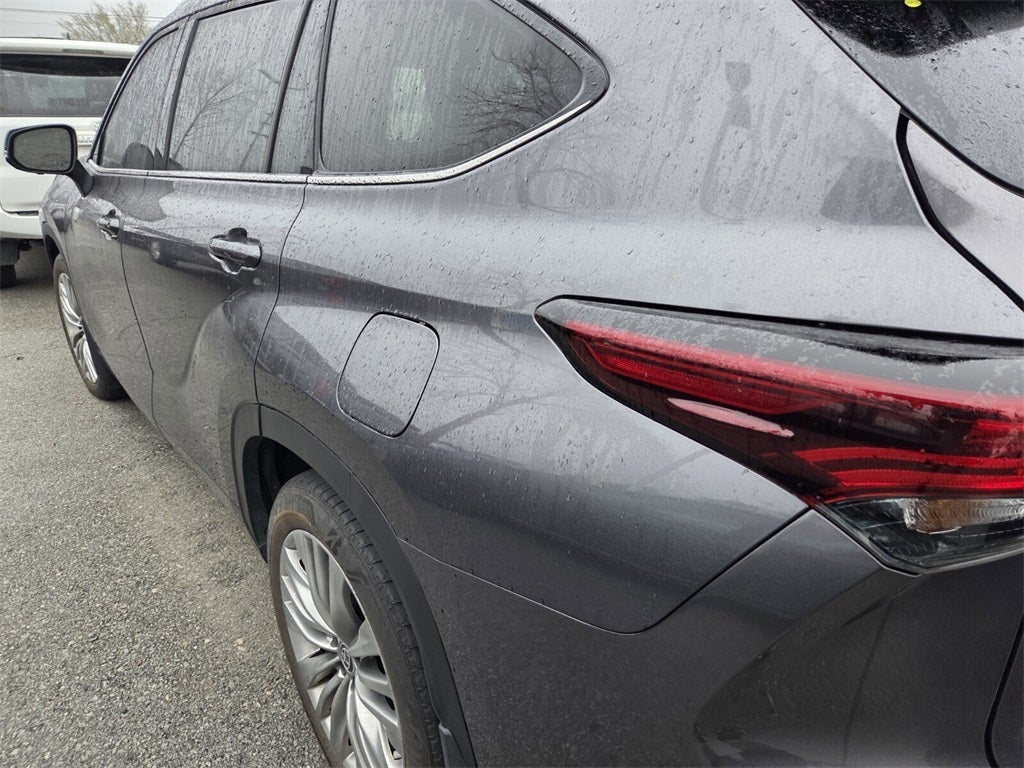 2024 Toyota HIGHLANDER Platinum