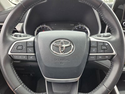 2024 Toyota HIGHLANDER XLE