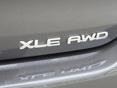 2025 Toyota HIGHLANDER XLE