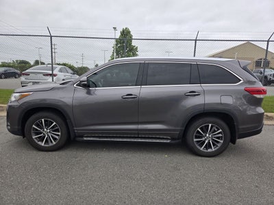 2018 Toyota HIGHLANDER XLE