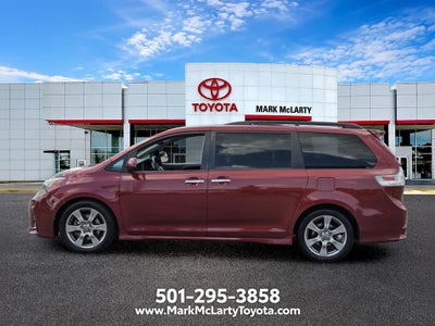 2019 Toyota Sienna SE 8 Passenger